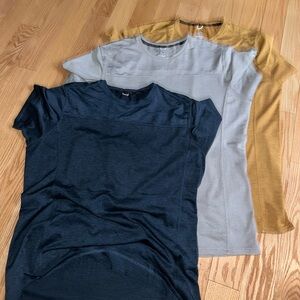 Kuhl Mustard, Navy, And Grey Crew Neck T-Shirts